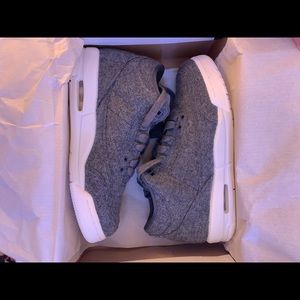 Air Jordan 3 “wool” size 7 M, size 8.5 W. DS new